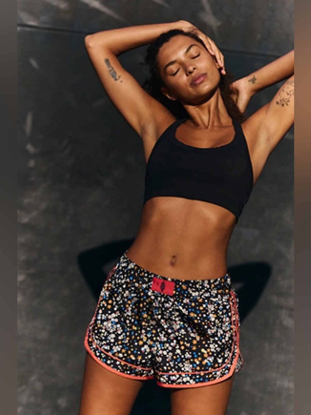 Free People| ‘Varsity Blues’ Printed Shorts - Picture 7 of 8